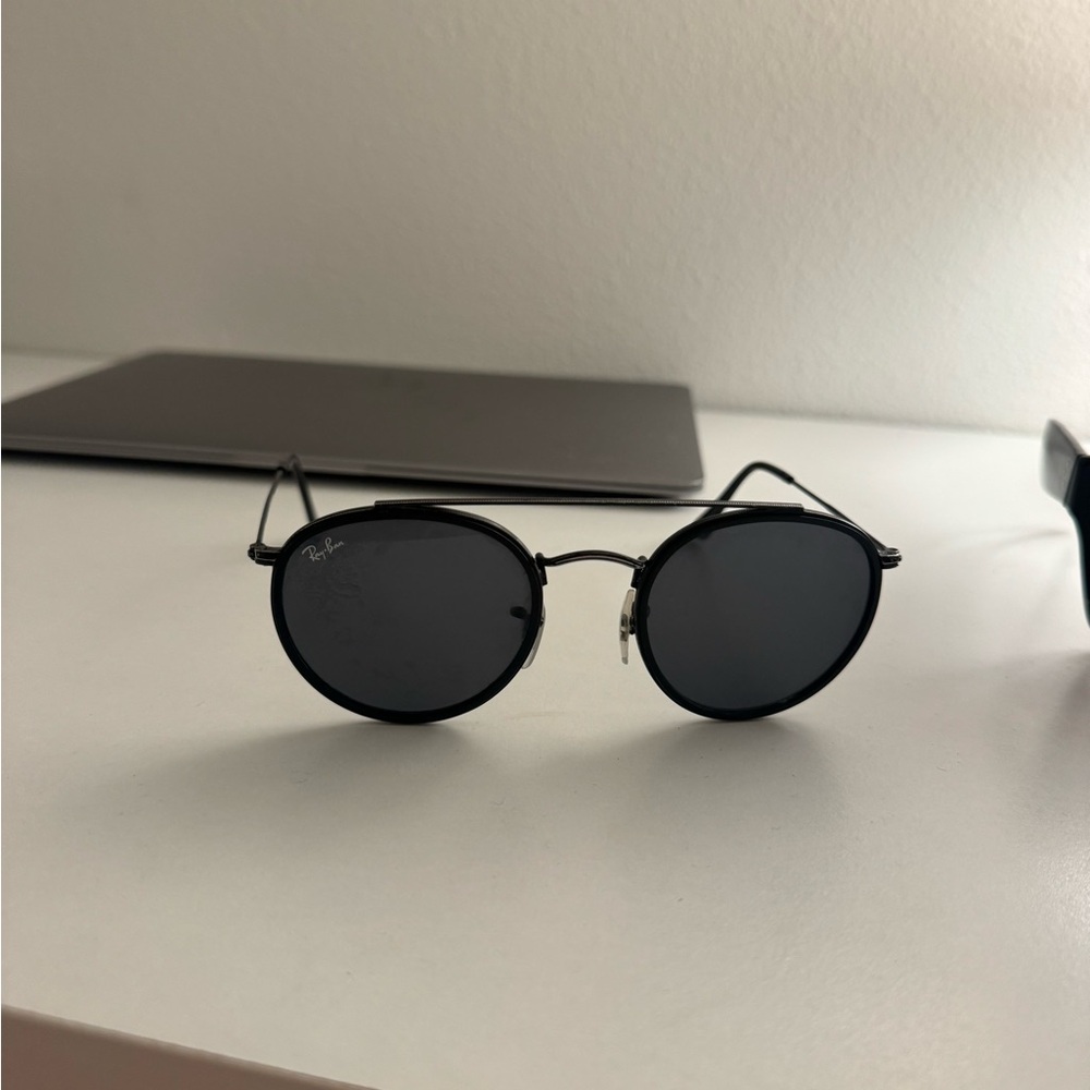 Ray-Ban Classic Black Sunglasses
